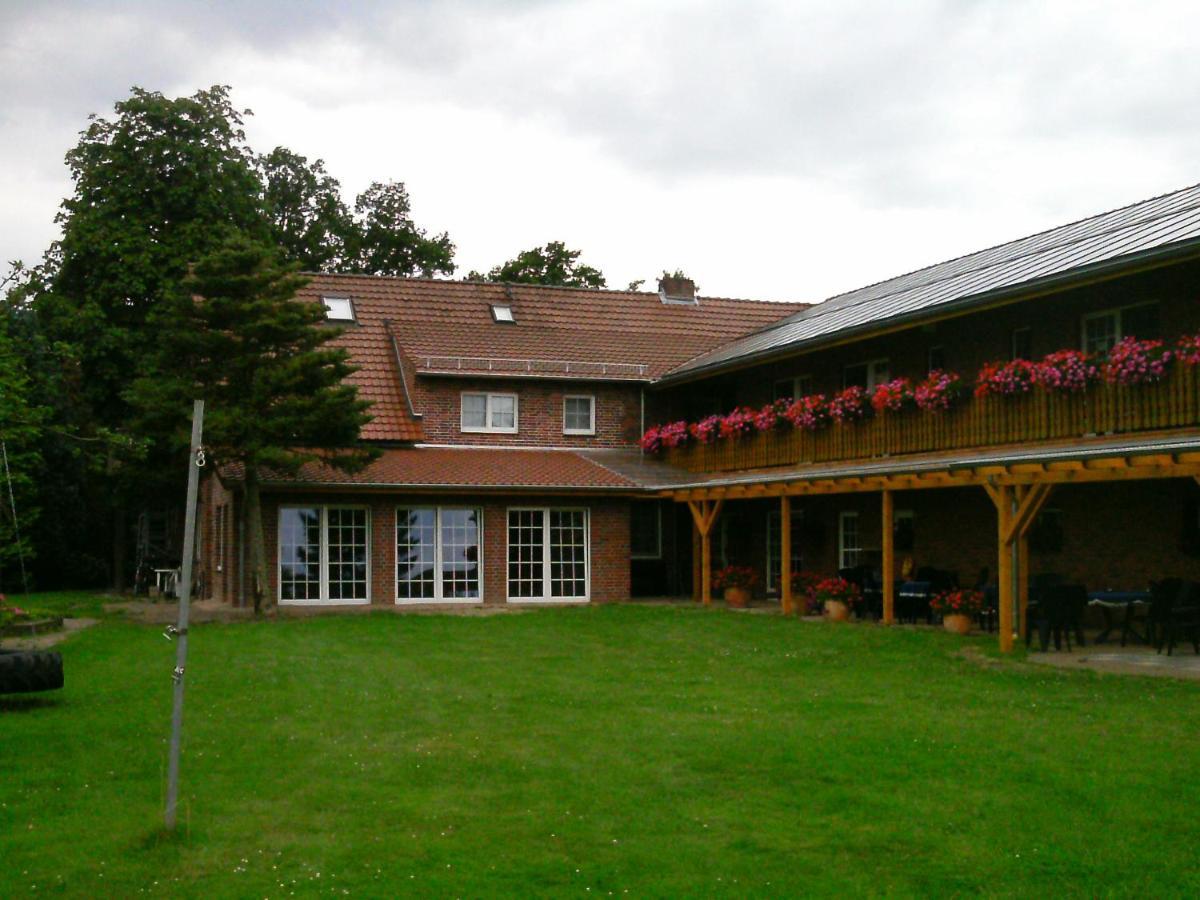 Ferienhof Meyer Landhotel Petershagen Esterno foto